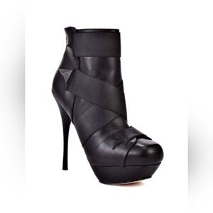 L.A.M.B X Gwen Stefanie heel booties